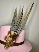 Load image into Gallery viewer, Large Feather Hat Pin
