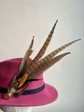 Load image into Gallery viewer, Large Feather Hat Pin
