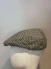 Load image into Gallery viewer, Tweed Cap
